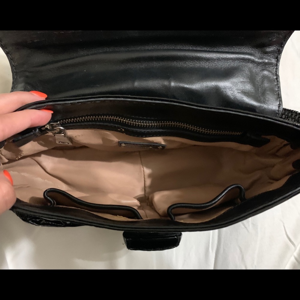 Prada bag - Picture 3 of 3